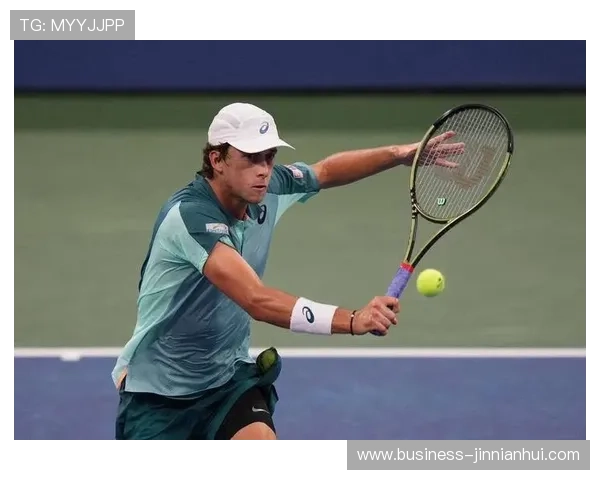 网球赛季最新战报：中国选手在国际赛场奋力拼搏斩获佳绩